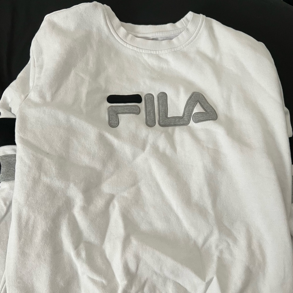 Fila crew neck sweatshirt (never been worn)